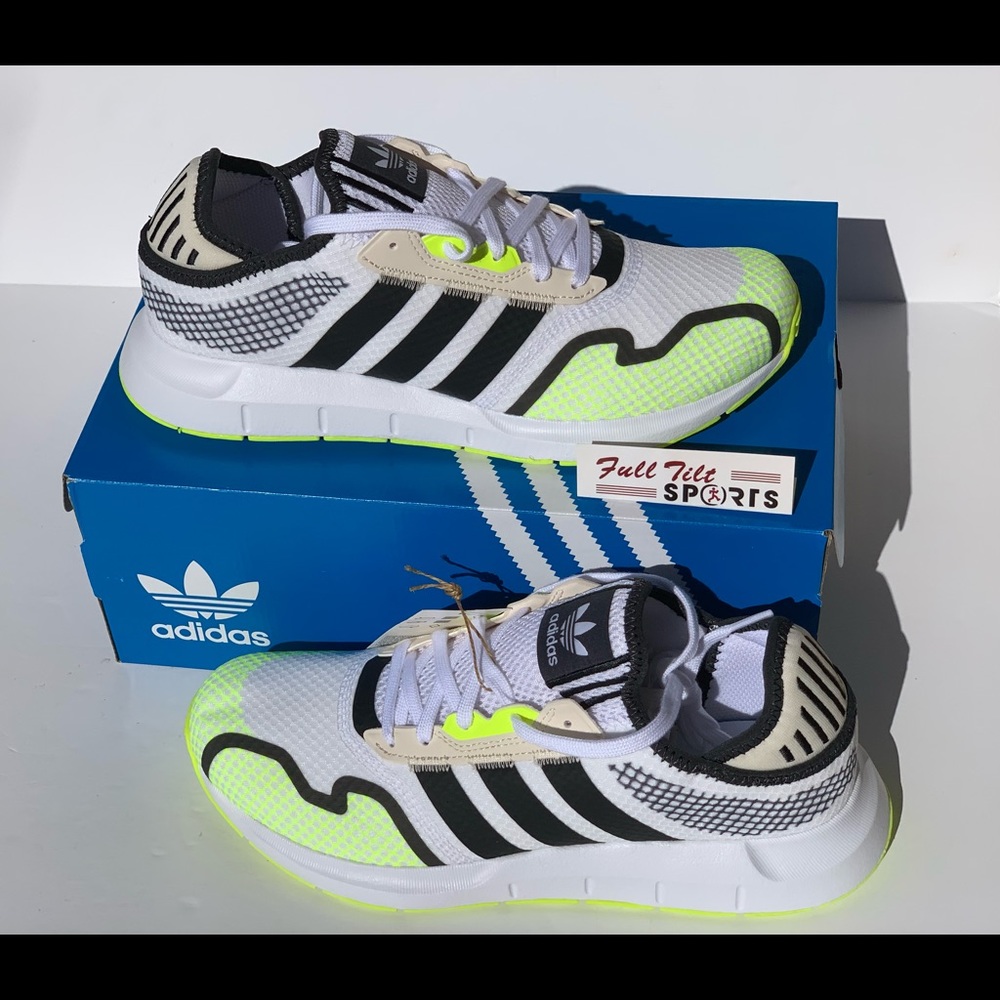 Adidas Swift Run X White/Solar Yellow Men's Size 9.5 (GZ9045) New In Box